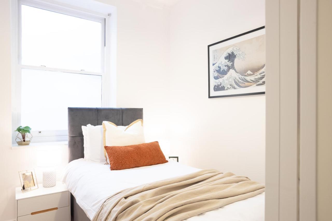Perfect For Business & Corporate Stays - Three Bed With City View Shoreditch London Kültér fotó